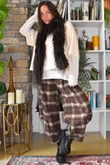Patrick Plaid Brushed Cotton 7/8 Barrel Pant Chocolate